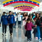 Polonia pide abstenerse de viajar a Venezuela.