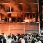 EEUU seguirá bloqueando los buques petroleros de las costas cerca de Venezuela, afirma secretario de Guerra.