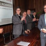 El precio del petróleo sube en medio de tensiones entre Venezuela y EE.UU.