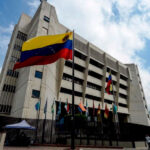 PSUV anuncia gran actividad en plazas Bolívar del país.
