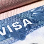 Grandes firmas de Wall Street evalúan reingresar en bonos venezolanos, según Bloomberg.