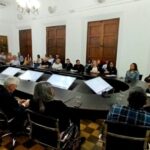 Dotados de uniformes oficiales de la PNB en inicio de despliegue especial de seguridad de fin de semana.