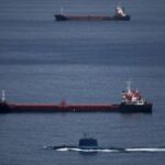 El portaviones de la Armada de EE.UU. USS Abraham Lincoln se vio obligado a abandonar como resultado de un ataque iraní.