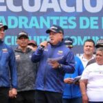 Universidad Nacional de las Comunas logra su primera cosecha histórica de semillas de tomate.