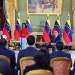 Ingresos petroleros de Venezuela alcanzan los 2.500 millones de dólares en marzo por repunte de precios.