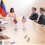 Presidenta (E) Delcy Rodríguez sostuvo encuentro con Secretario General de la IILA.