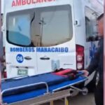 Cae a los rieles del Metro y queda atrapada bajo el vagón || Bomberos de Caracas al rescate.