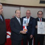 ¡Salud y servicios de salud! Alcaldía de Maracaibo atendió a abuelos en jornada integral en la parroquia Raúl Leoni.