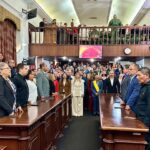 Fundación Casa del Abuelo impulsa el Gero Turismo con recorrido por el Lago de Maracaibo para más de 120 adultos mayores.