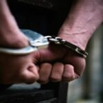 Padrastro se fuga tras propinar brutal golpiza a un niño por pedir comida en Carabobo.