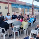 ‎​‎¡Por el libre tránsito y la seguridad ciudadana! Polimaracaibo despliega operativo para despejar pasos peatonales obstruidos por neumáticos.