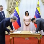 Venezuela reduce un 52% su riesgo país en 2026 en medio de expectativas petroleras.